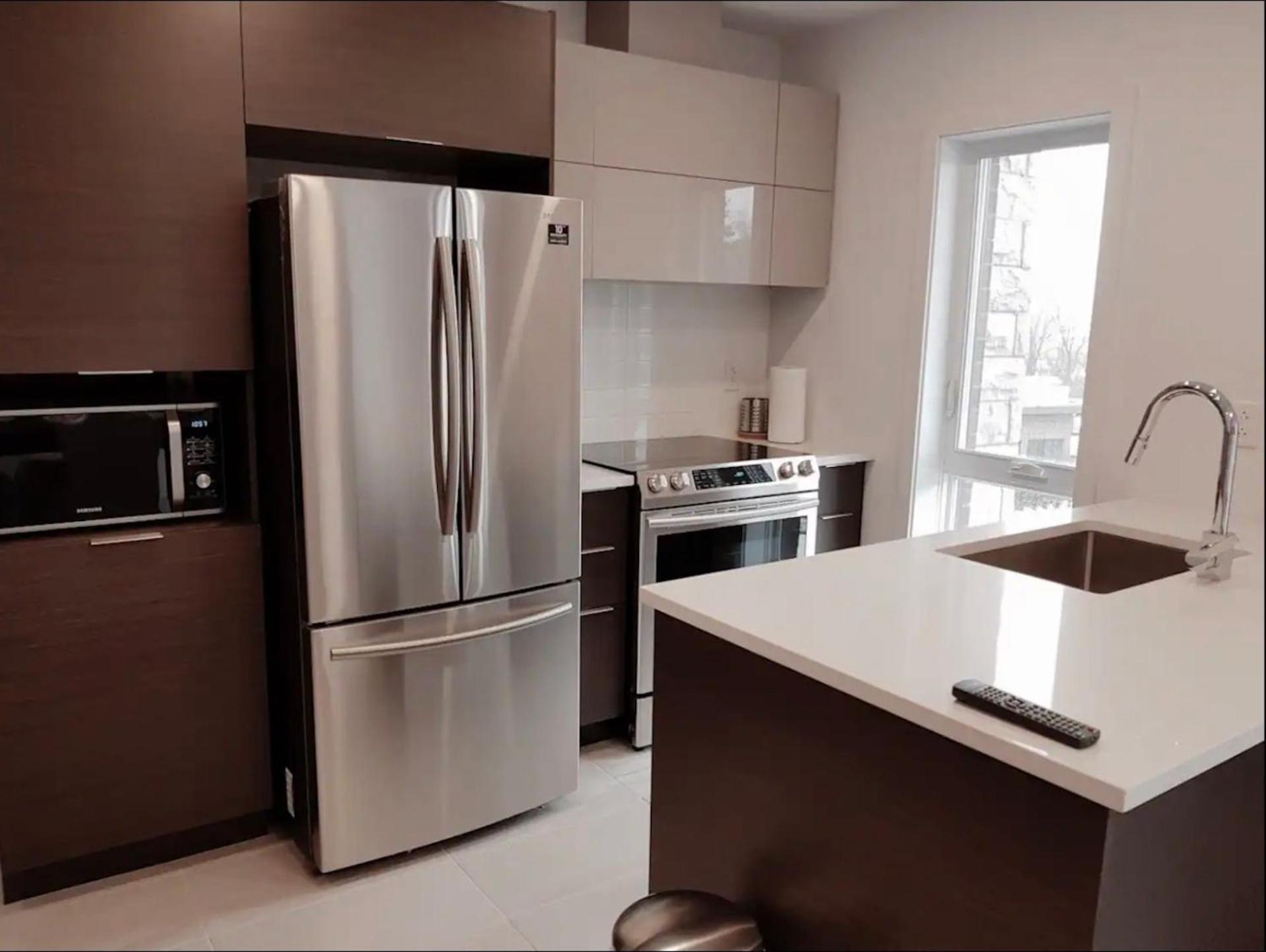 Le Bijou Airhome One Or Two Bedroom Suite Montreal Bagian luar foto